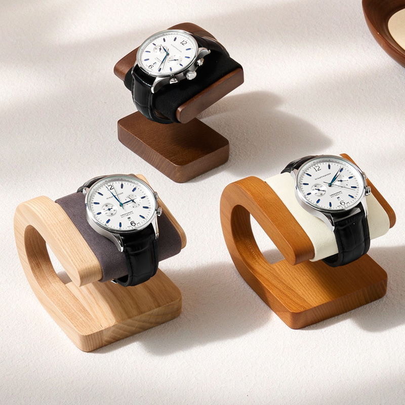 Oirlv ウォールナット材の腕時計スタンド。新しいC字型の - Jewelry And Watches Inc のレビューと価格